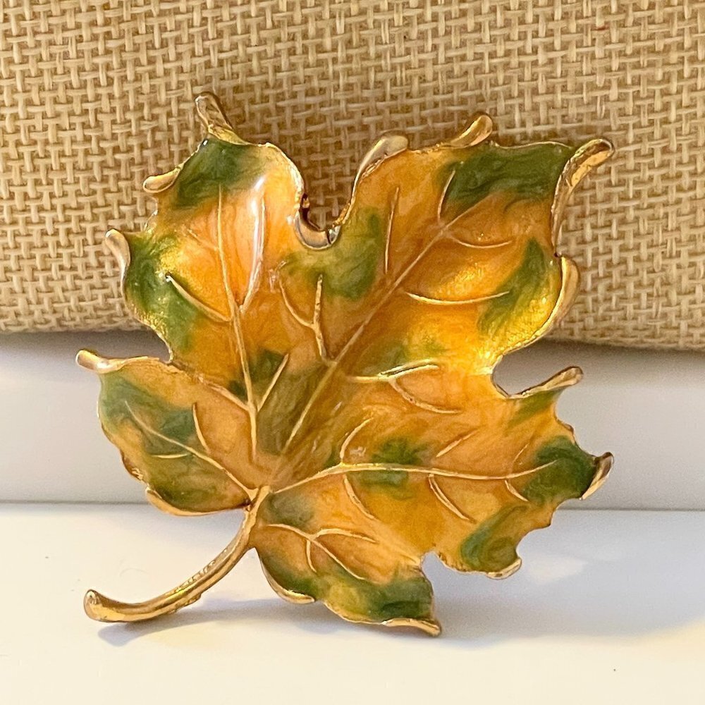Vintage Hand Painted Enamel Gold Green Autumn Fall Leaf Colorful Brooch Pin